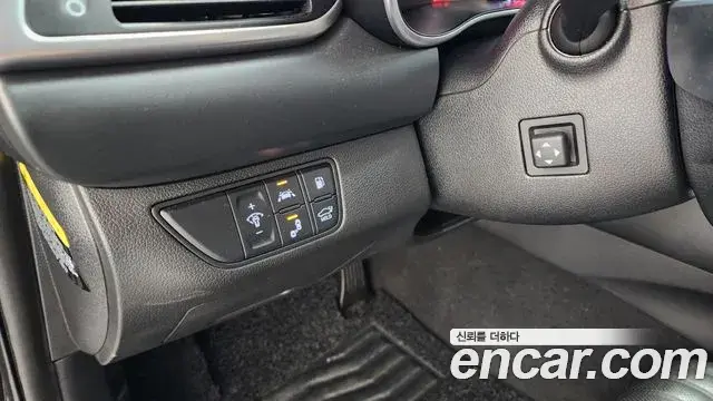 Genesis G70 2019 — ფოტო 9/20