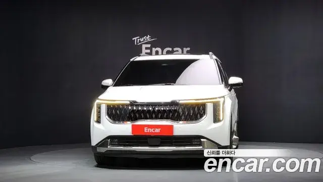 Kia Carnival 2024 — ფოტო 12/20