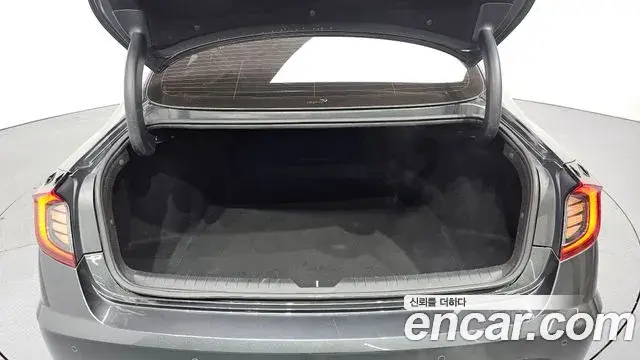 Hyundai Sonata 2021 — Фото 20/20