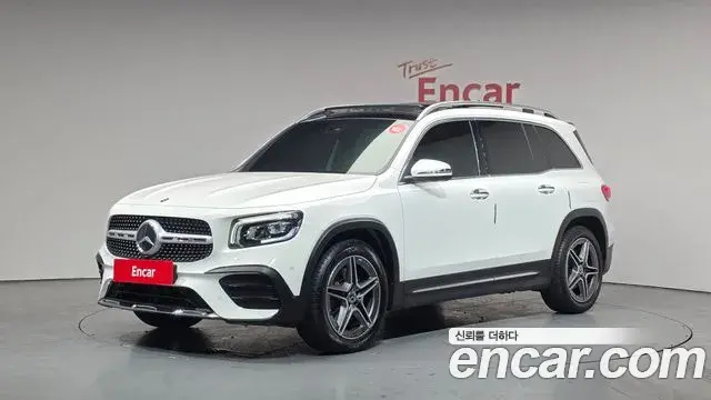 Mercedes-Benz GLB-Class 2020 — ფოტო 7/20