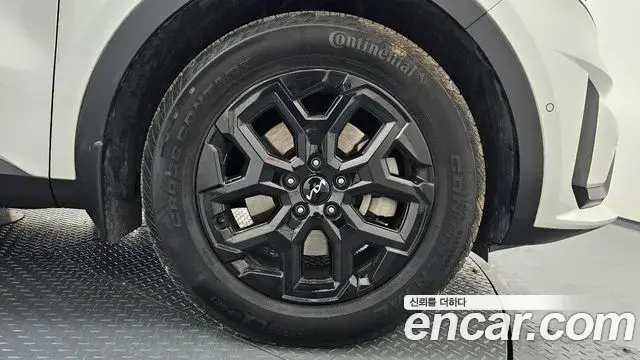 Kia Sorento 2020 — Photo 5/20