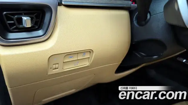 Kia Sorento 2022 — ფოტო 14/20