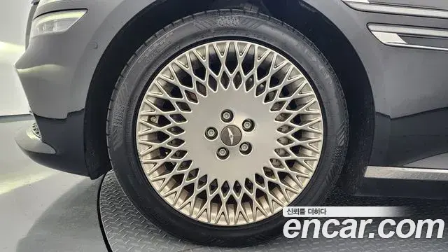 Genesis G80 2020 — ფოტო 5/20