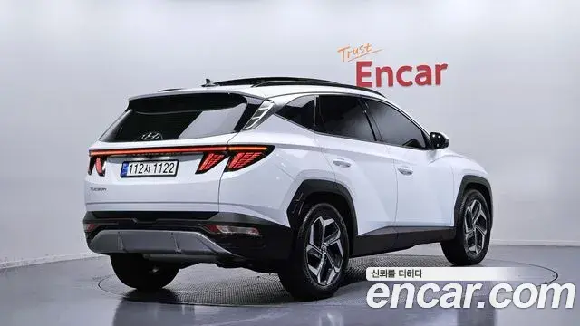 Hyundai Tucson Hybrid 2022 — ფოტო 20/20