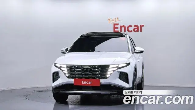 Hyundai Tucson Hybrid 2022 — ფოტო 8/20