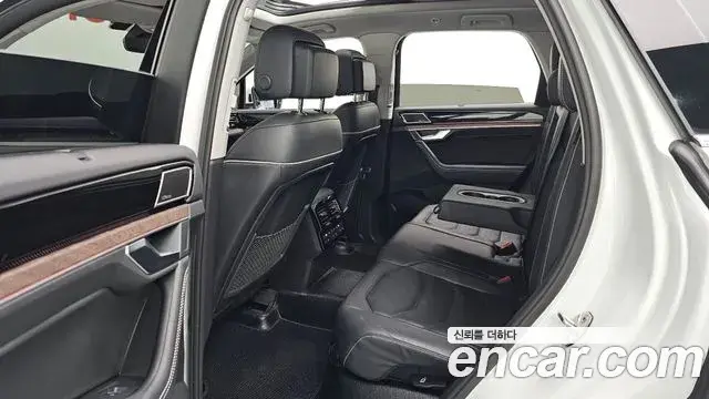 Volkswagen Touareg 2024 — Şəkil 26/38