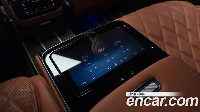 Mercedes-Benz S-Class 2023 — ფოტო 31/34