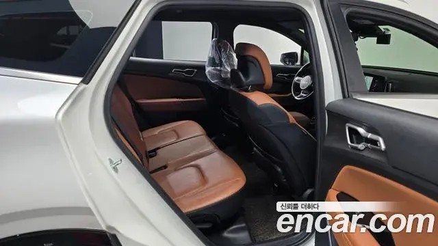 Kia Sportage 2022 — Photo 9/20