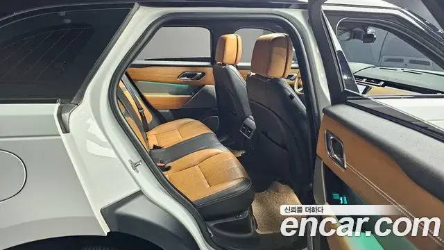 Land Rover Range Rover Velar 2018 — Photo 7/20