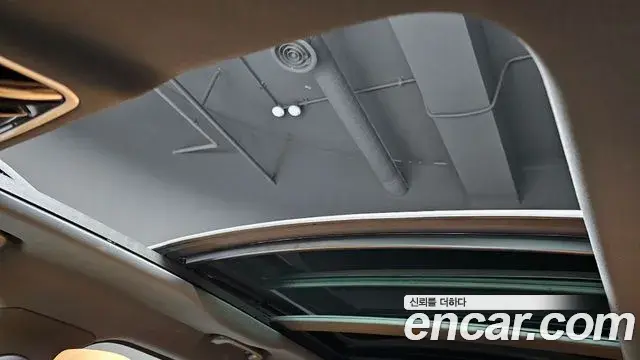 Land Rover Range Rover Velar 2018 — Photo 4/20