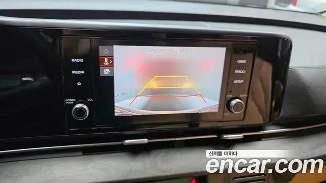 Kia Carnival 2023 — Photo 18/20
