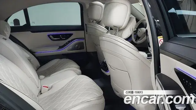 Mercedes-Benz S-Class 2025 — Фото 8/17