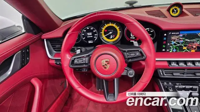 Porsche 911 2023 — ფოტო 19/20