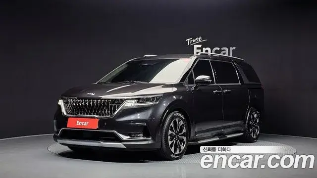 Kia Carnival 2020 — Photo 1/20