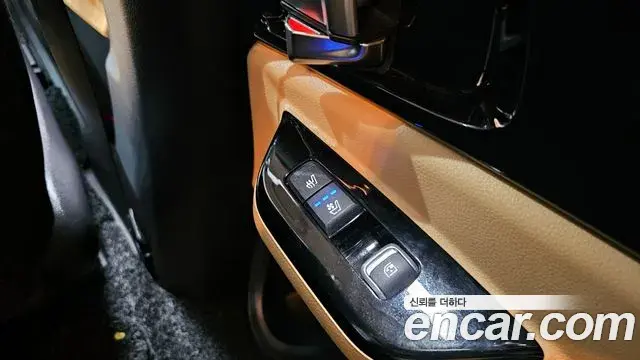Kia Carnival 2020 — Photo 19/20