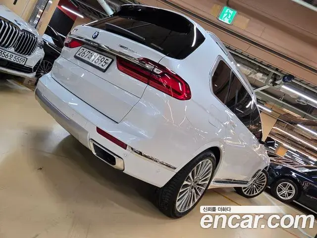 BMW X7 2020 — Şəkil 12/20