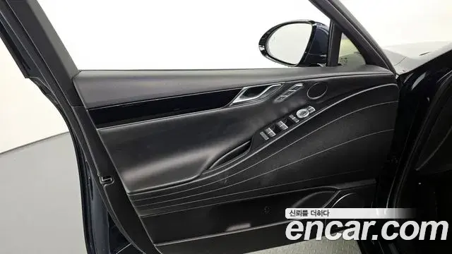 Genesis G80 2021 — Şəkil 31/33