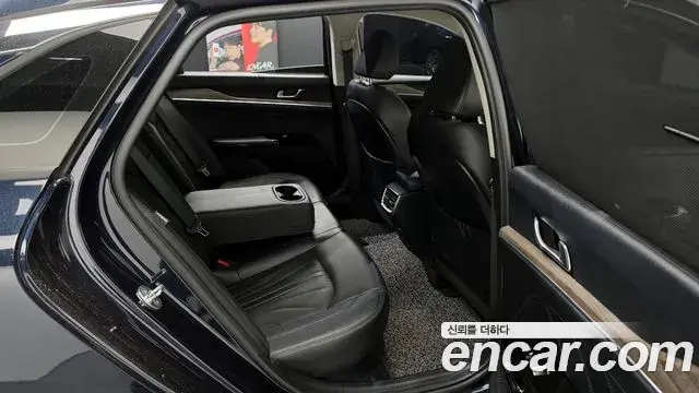 Kia K5 2020 — Şəkil 21/33