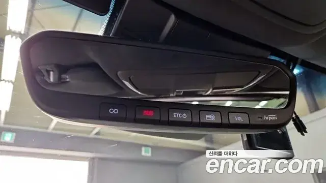Genesis G70 2018 — Şəkil 17/18