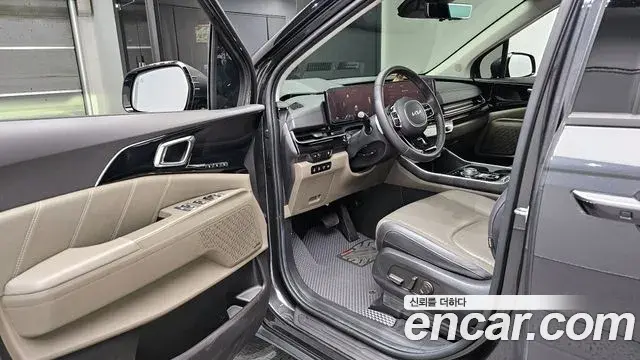 Kia Carnival 2024 — Photo 10/20
