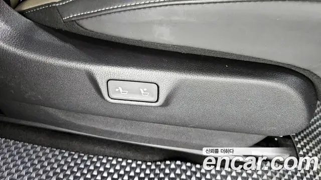 Kia Carnival 2024 — Photo 18/20