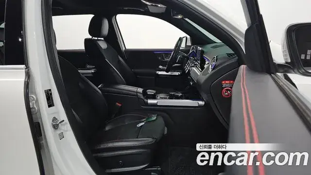 Mercedes-Benz GLB-Class 2021 — ფოტო 11/20