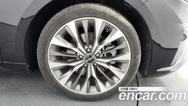 Kia K8 2022 — Photo 23/30