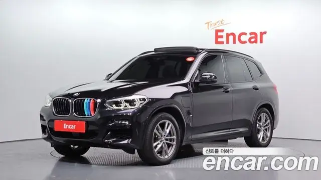 BMW X3 2021 — Şəkil 25/33