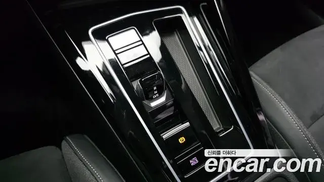 Volkswagen Golf 2025 — ფოტო 1/20