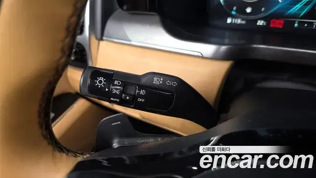 Kia Sorento 2023 — Şəkil 19/36