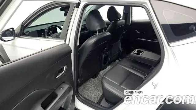 Hyundai Kona Hybrid 2024 — Photo 15/20