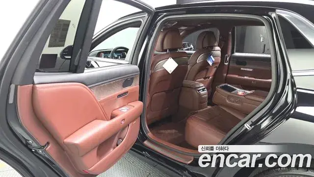 Genesis G90 2022 — Şəkil 36/39