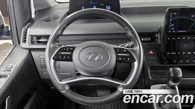 Hyundai Staria 2022 — ფოტო 12/30