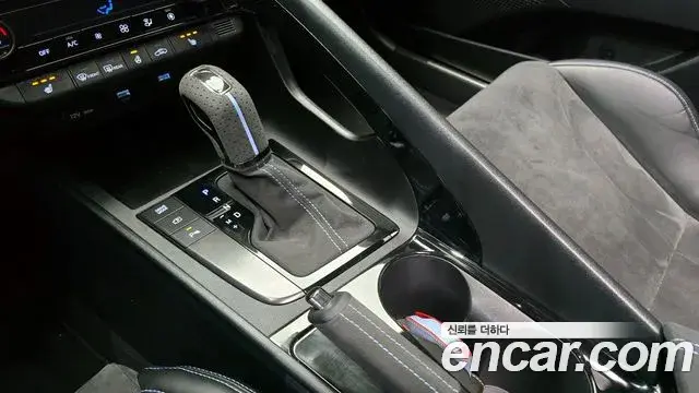 Hyundai The New Avante Hybrid 2022 — Şəkil 18/20