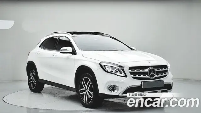Mercedes-Benz GLA-Class 2019 — ფოტო 5/20