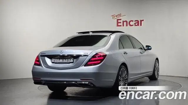 Mercedes-Benz S-Class 2018 — ფოტო 2/20