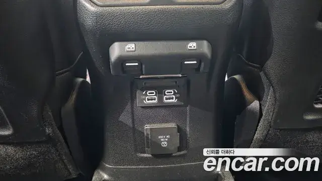 Jeep Wrangler 2021 — Photo 25/30