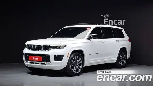Jeep Grand Cherokee 2022 — Photo 7/33