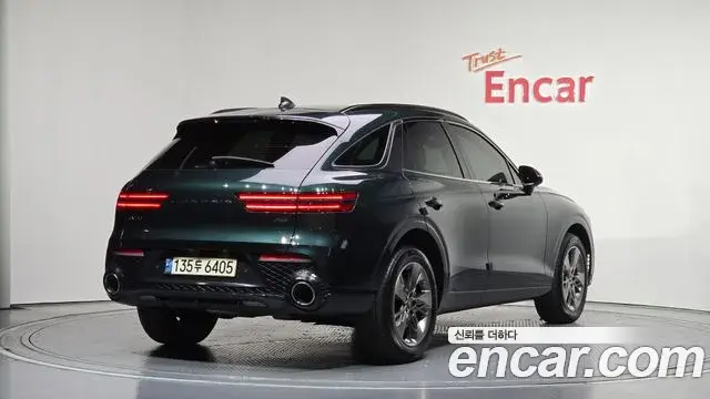 Genesis GV70 2021 — ფოტო 30/31