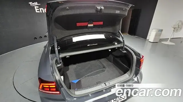 Volkswagen Passat GT 2021 — Şəkil 4/30