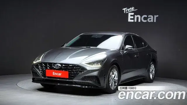 Hyundai Sonata 2022 — Фото 1/20