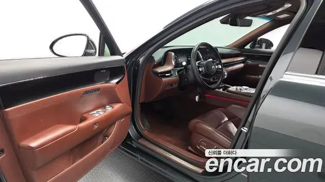 Genesis G90 2022 — Şəkil 32/33