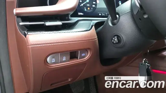 Genesis G90 2022 — Şəkil 10/33