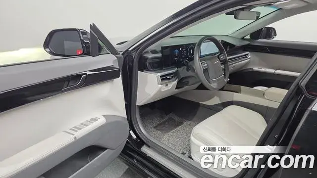 Hyundai Grandeur Hybrid 2023 — Şəkil 17/20