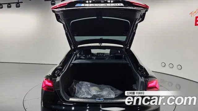 Audi A5 2021 — Photo 12/20
