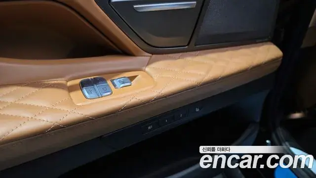 BMW 7 Series 2020 — Şəkil 11/33
