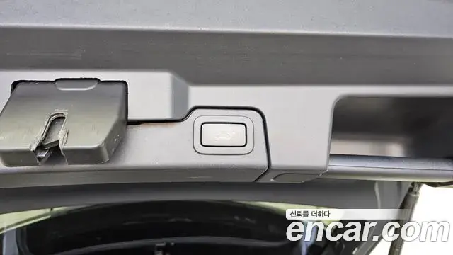 Land Rover Range Rover Evoque 2018 — Şəkil 17/34