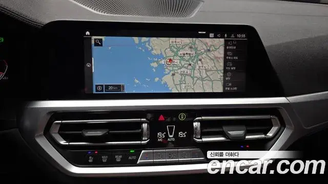 BMW 4 Series 2022 — ფოტო 8/20