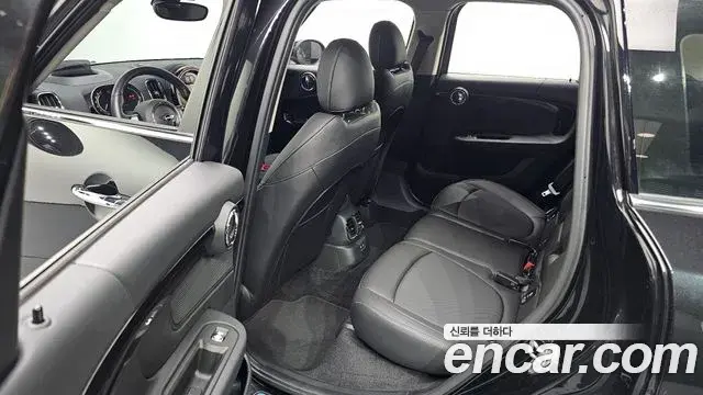 Mini Cooper Countryman 2023 — Photo 12/20