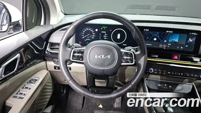 Kia Carnival 2024 — Şəkil 18/20